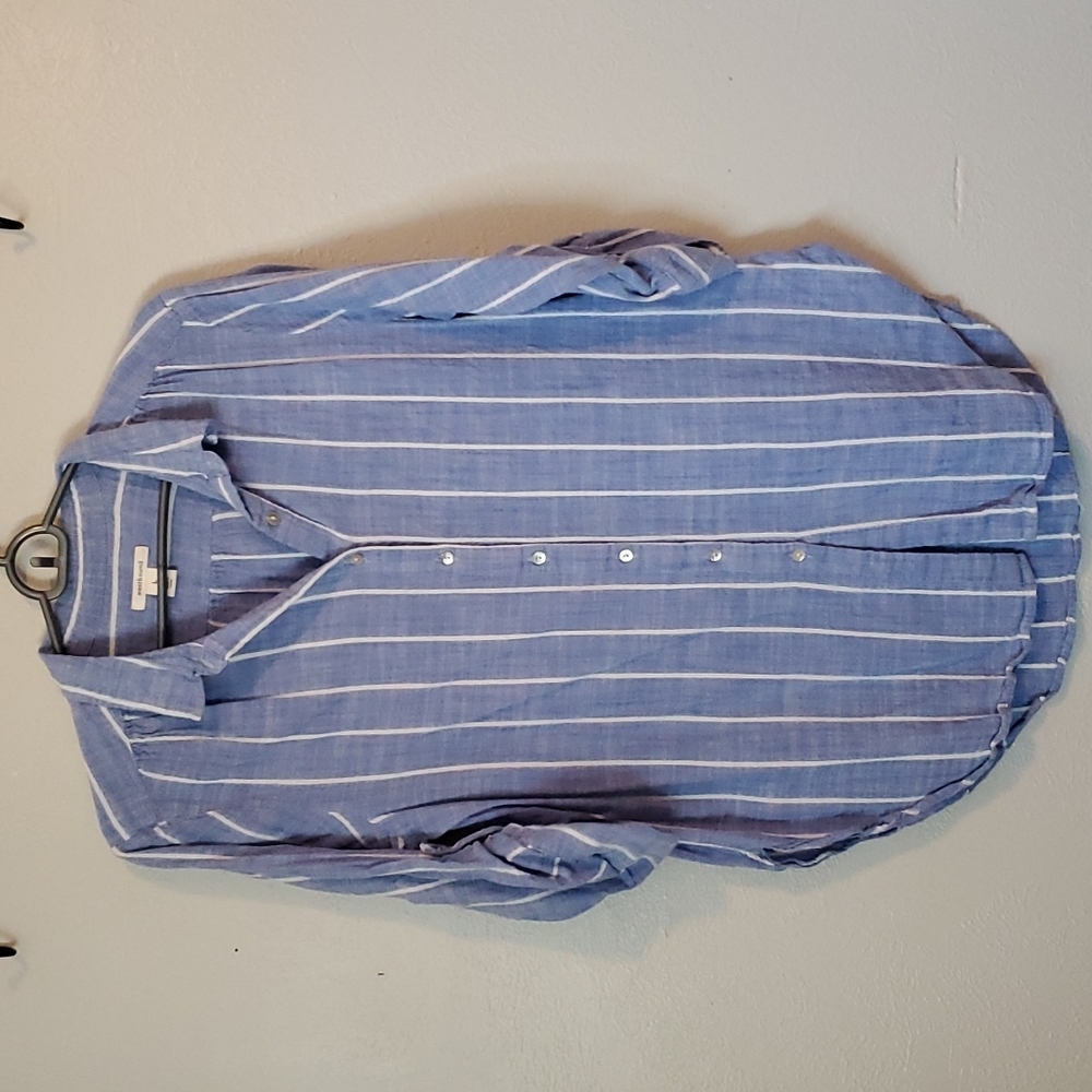 Casual light blue striped button up shirt